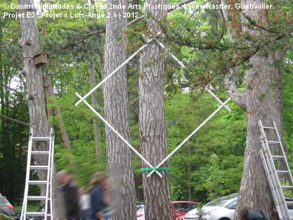 Projet E3 –Projet « Lots-Ange 2  », Installation 1 . 2012 (Project « Lots-Angel 1 », 2012.)