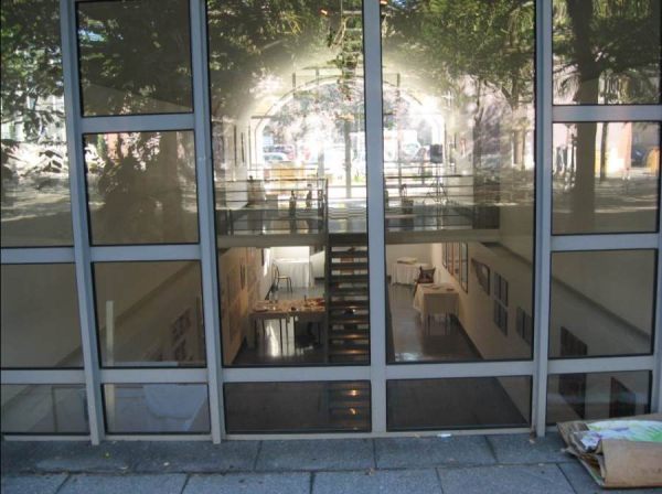 École d'art Gérard Jacot, Belfort - France (Art school Gérard Jacot, The short version, in french, 2010.)